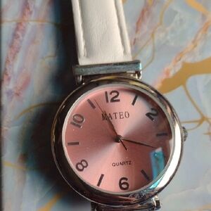 MATEO White and Silver Quartz Watch NWOT